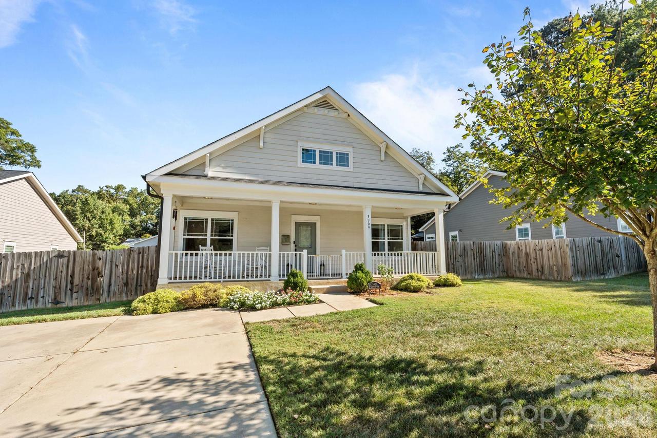 5309 Tarrywood Ln., Charlotte, NC 28205