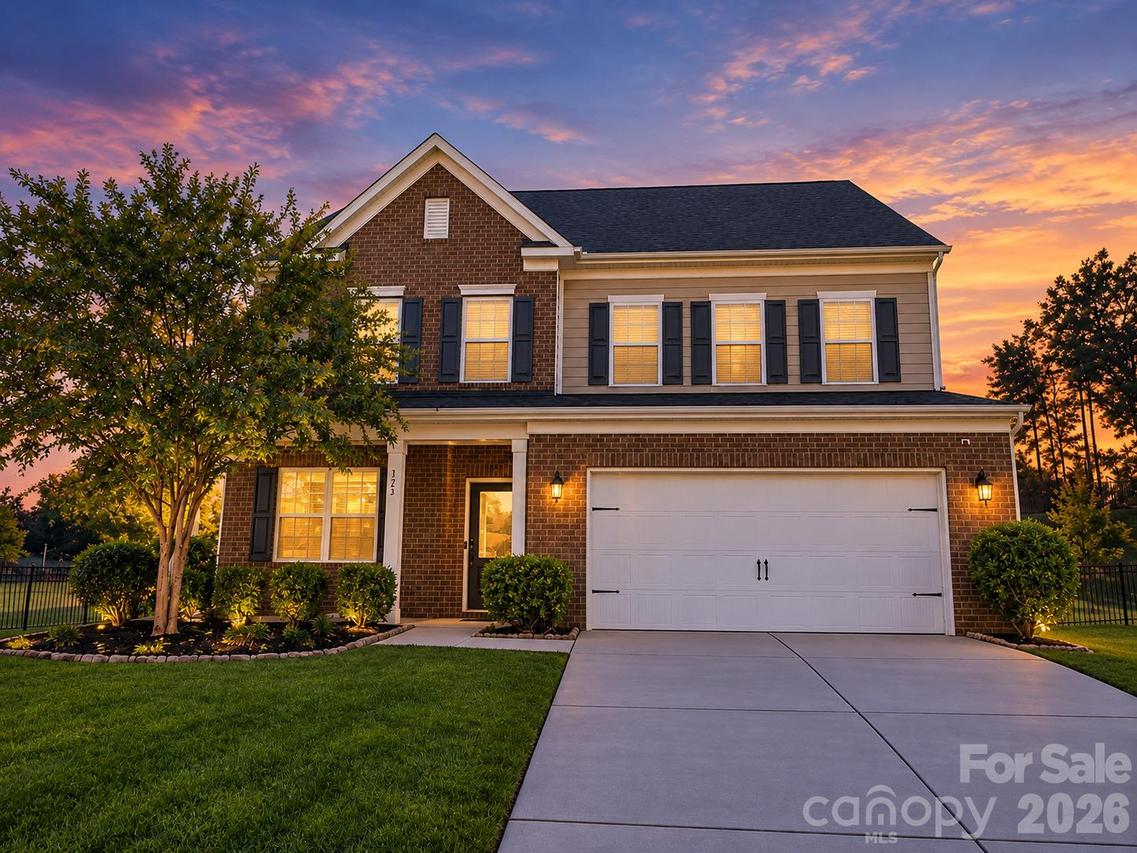9325 Beecroft Valley Dr., Huntersville, NC 28078