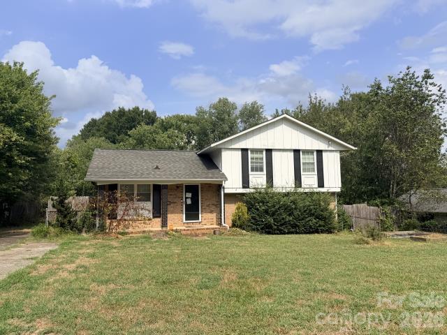 206 King Henry Ln., Gastonia, NC 28056
