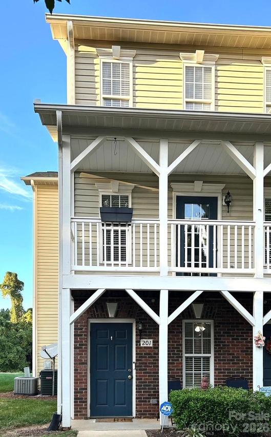 119 Steam Engine Dr. #201, Mooresville, NC 28115