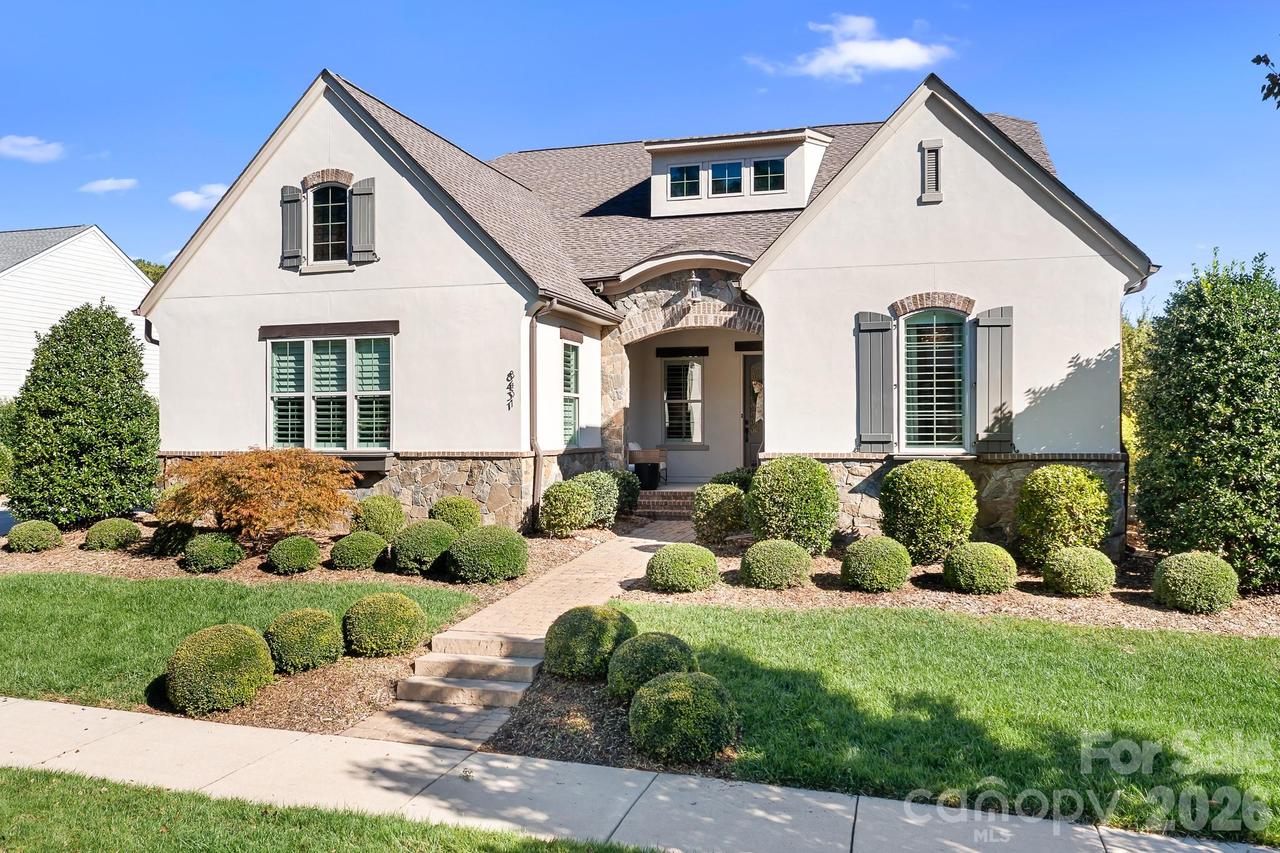 8431 Bassinger Dr., Huntersville, NC 28078