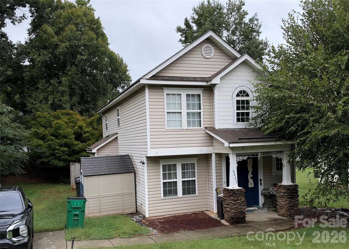 4237 Brandie Glen Rd., Charlotte, NC 28269