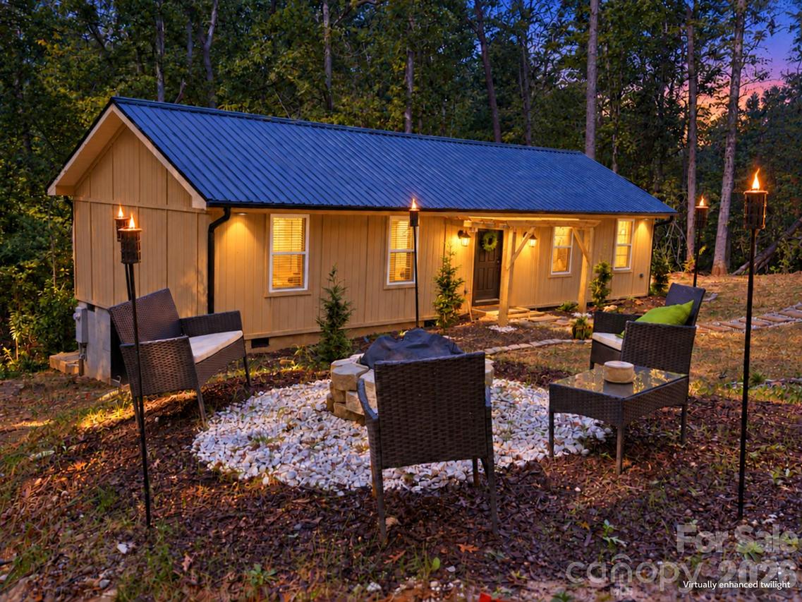 257 Roadrunner Cir., Lake Lure, NC 28746