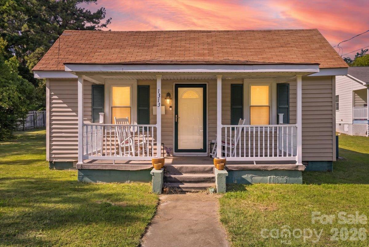 1313 Carolina Ave., Roanoke Rapids, NC 27870