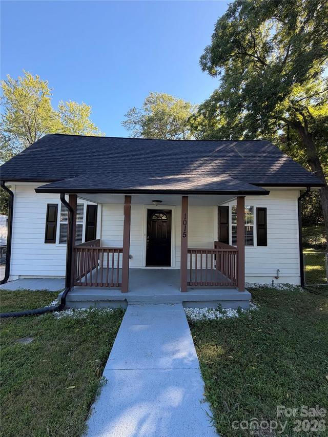 1015 4th Ave., Gastonia, NC 28052