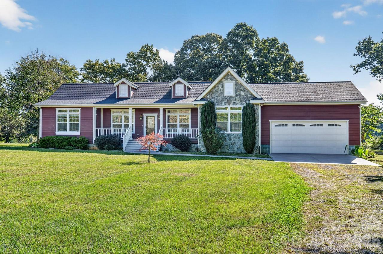 242 Dagenhart Farm Rd., Statesville, NC 28677