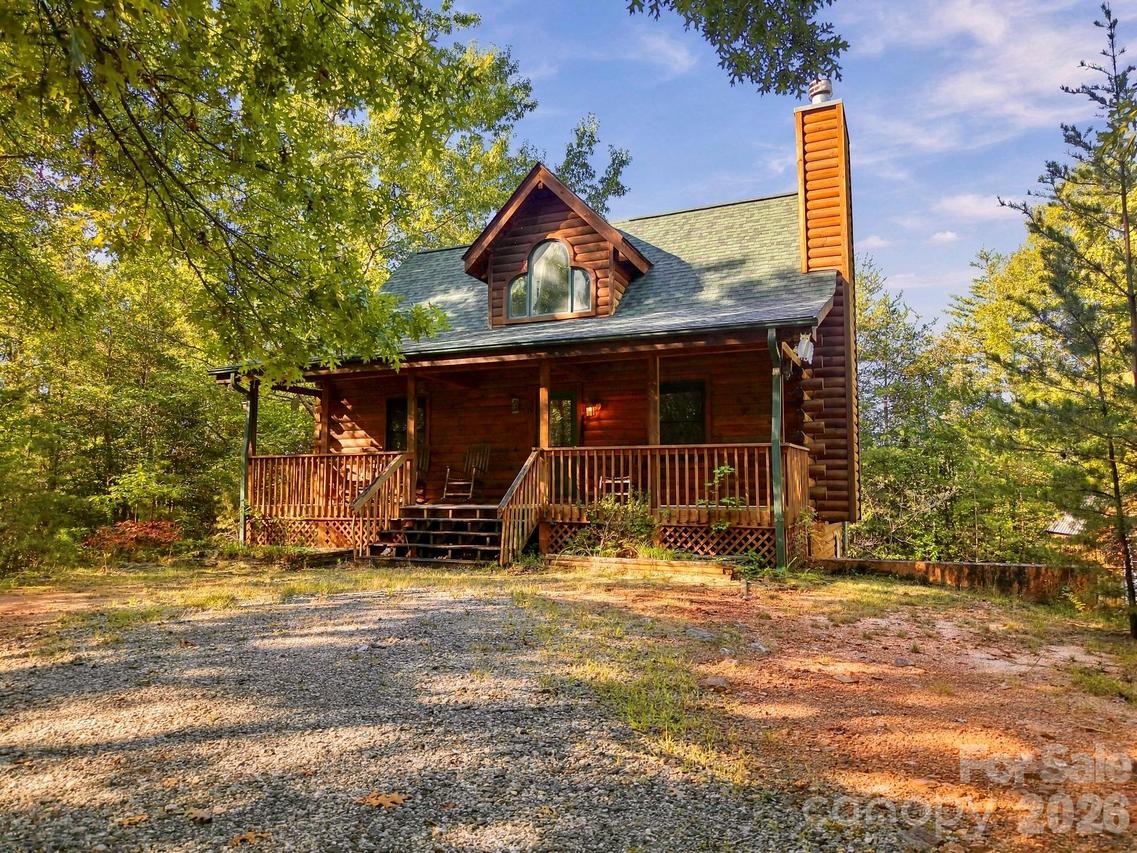 418 Piney Creek Dr., Lake Lure, NC 28746