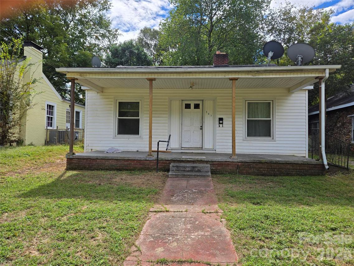207 W Washington Ave., Bessemer City, NC 28016