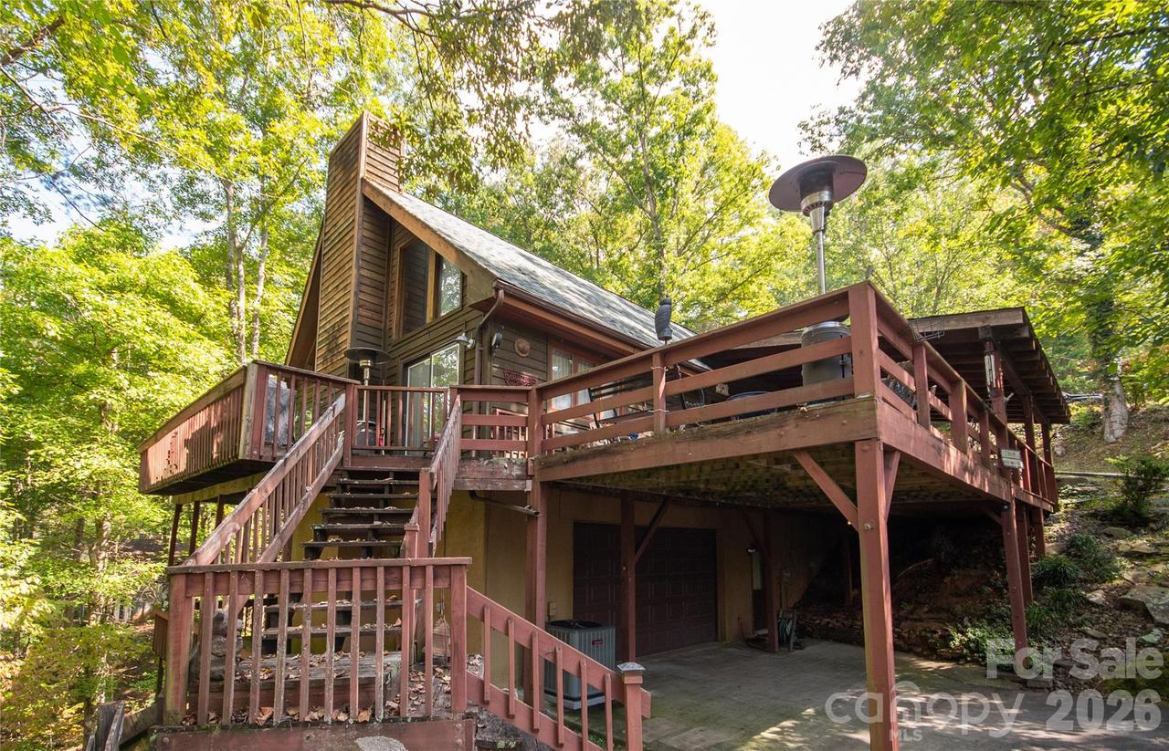 159 Winding Way Dr., Franklin, NC 28734