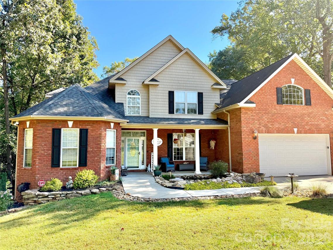 129 Big Oak Ln., Statesville, NC 28625