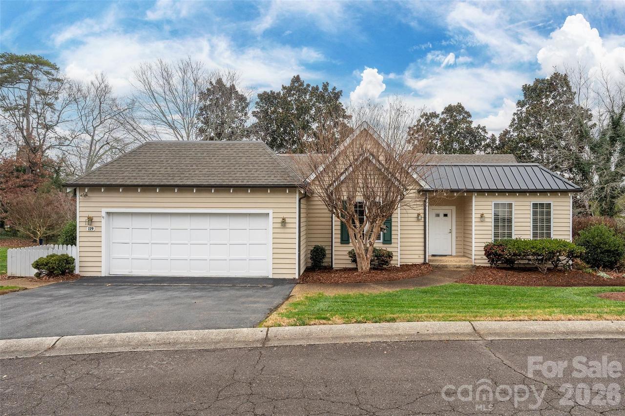 119 Linden Pl., Bermuda Run, NC 27006