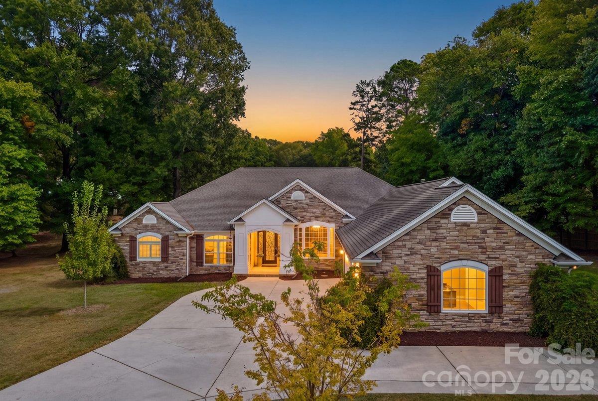 5329 Kuykendall Rd., Charlotte, NC 28270