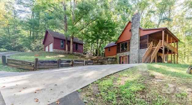 1454 Ohennesy Ln., Lenoir, NC 28645