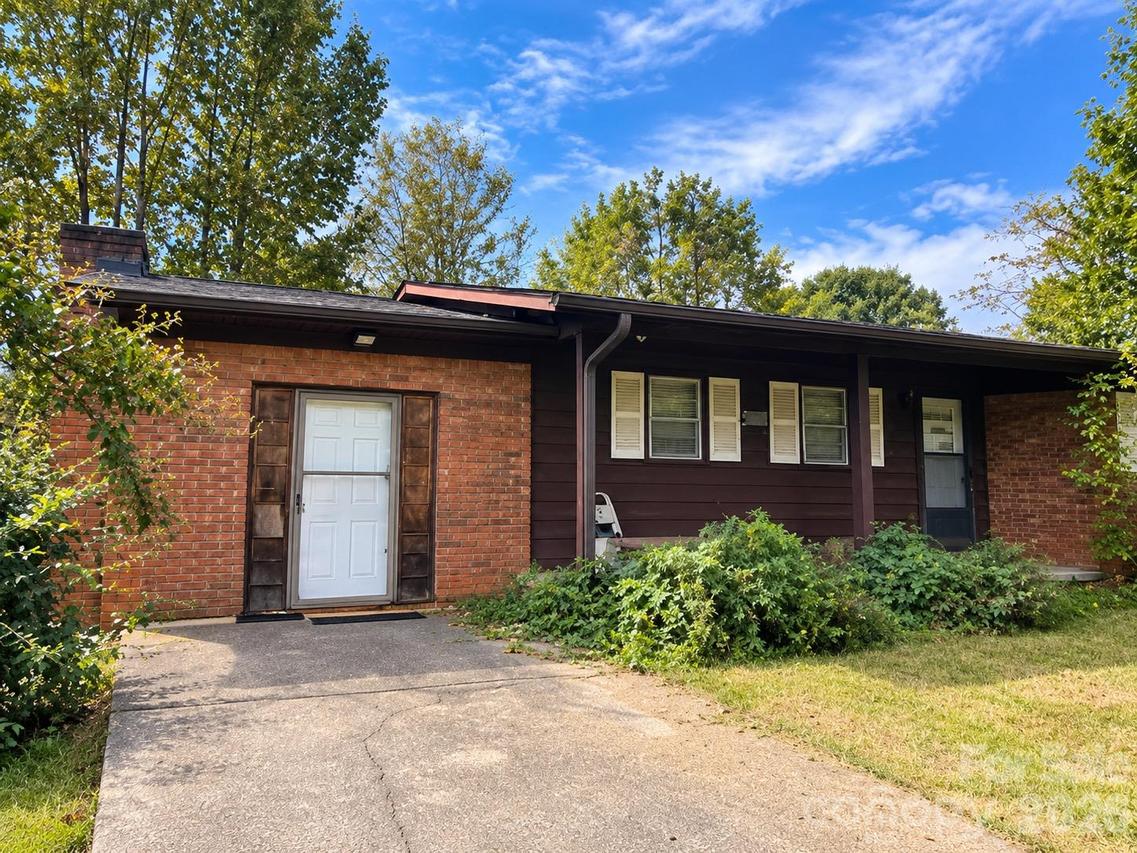238 Randolph Rd., Marion, NC 28752