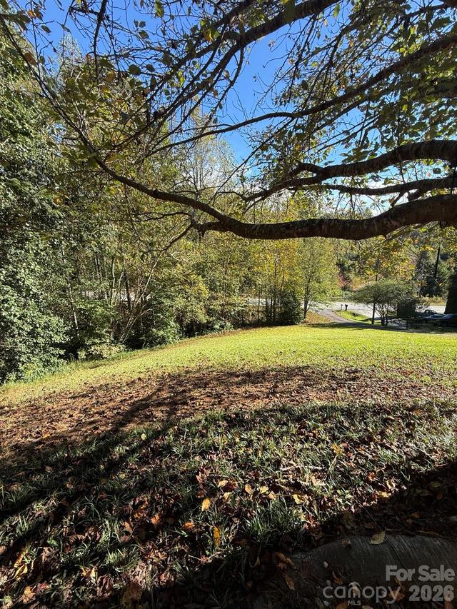 1516 Abington Rd., Lenoir, NC 28645