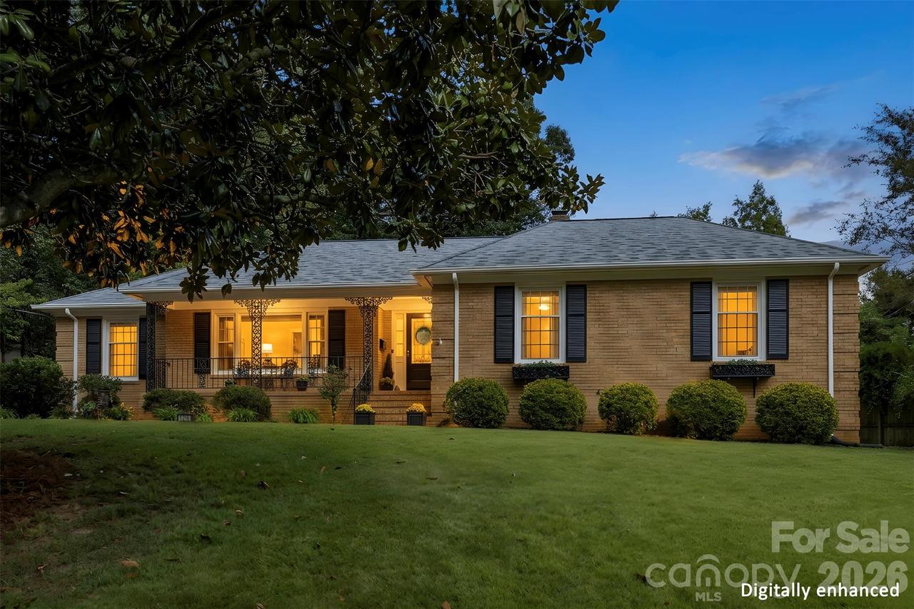 1216 Queensgate St., Gastonia, NC 28054