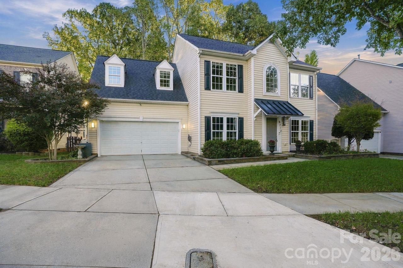 8712 Cool Meadow Dr., Huntersville, NC 28078