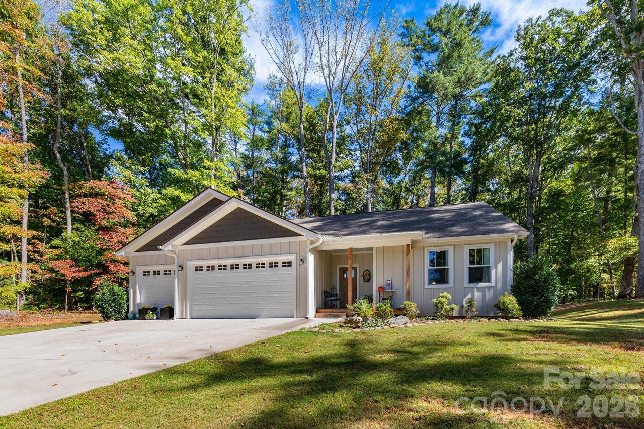 850 Mountain Haven Dr., Mars Hill, NC 28754