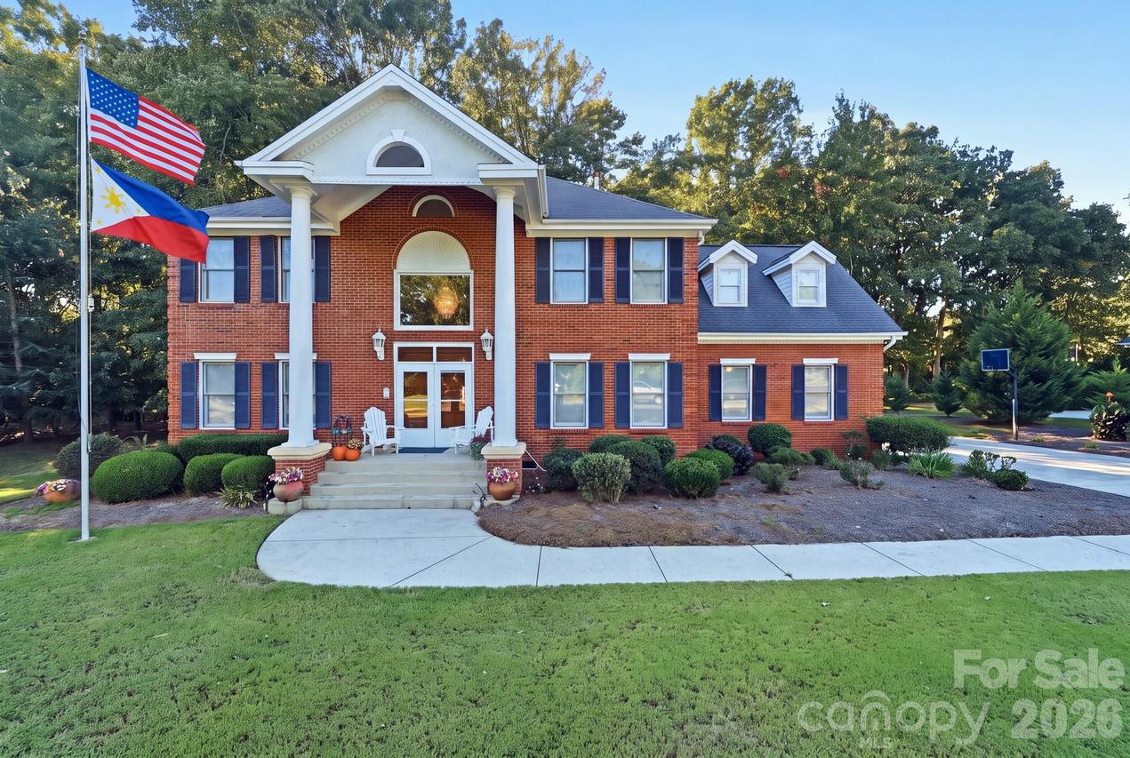 1121 Hillshire Meadow Dr., Matthews, NC 28105