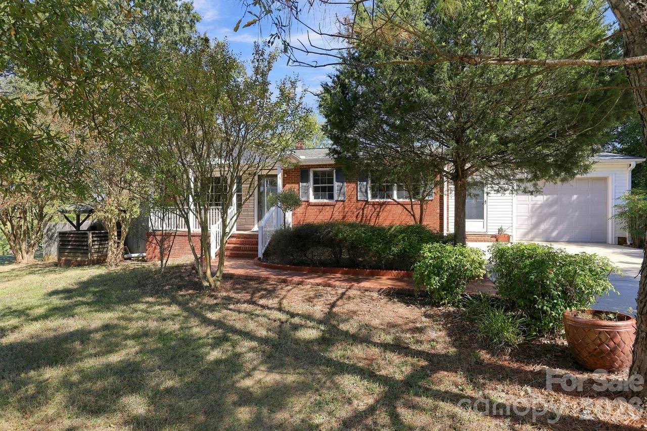 120 Glenwood Dr., Concord, NC 28025