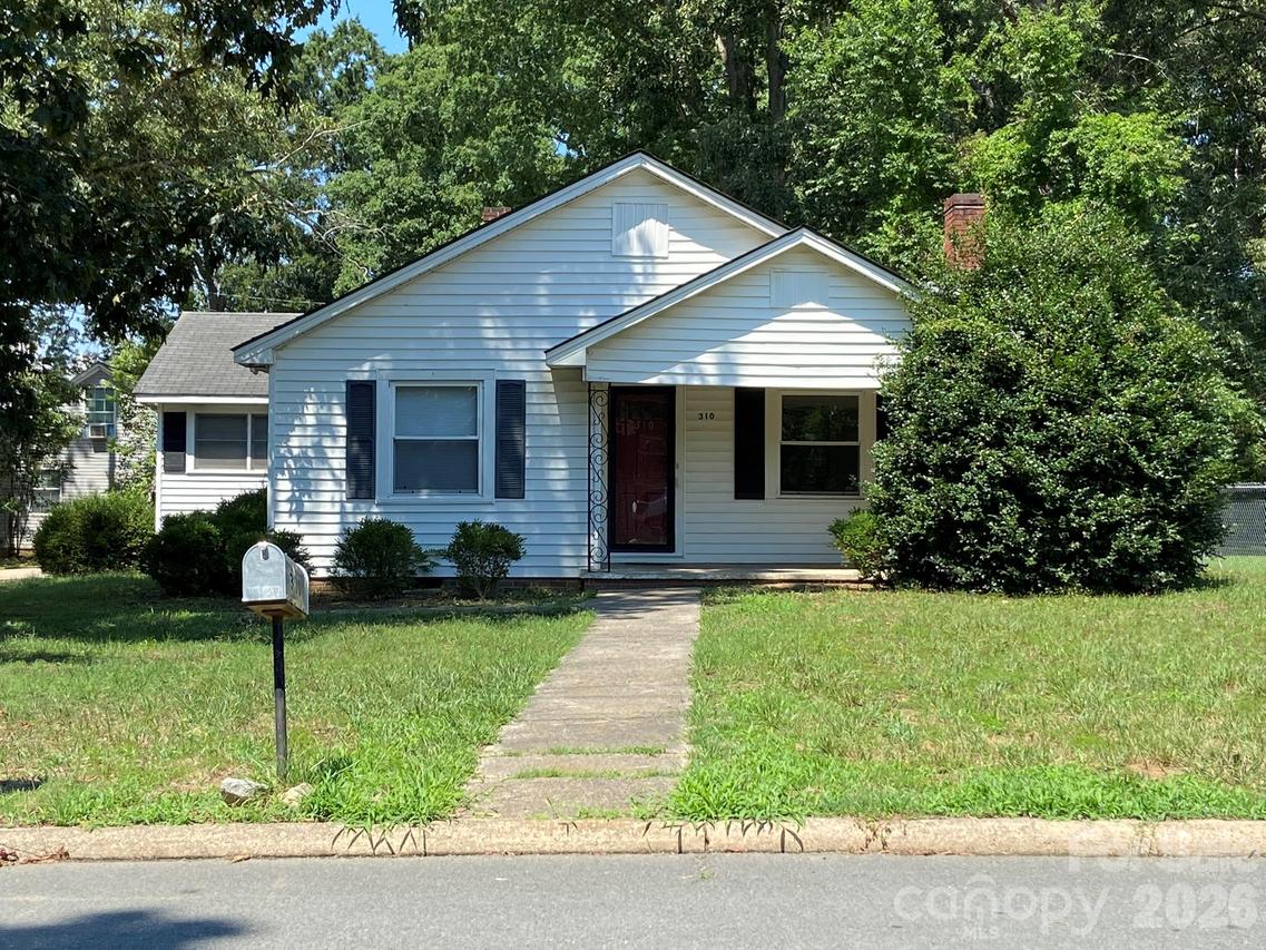 310 Coggins Ave., Albemarle, NC 28001