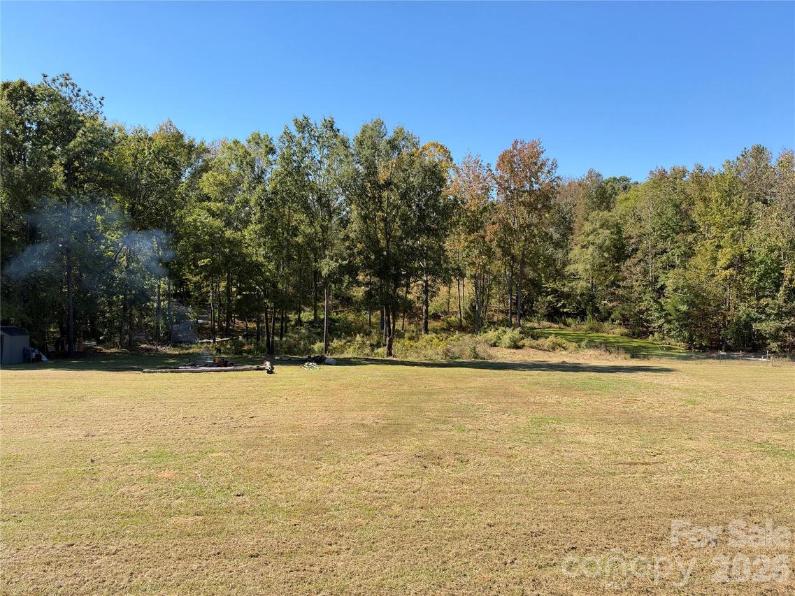 13490 Mullis Rd., Midland, NC 28107