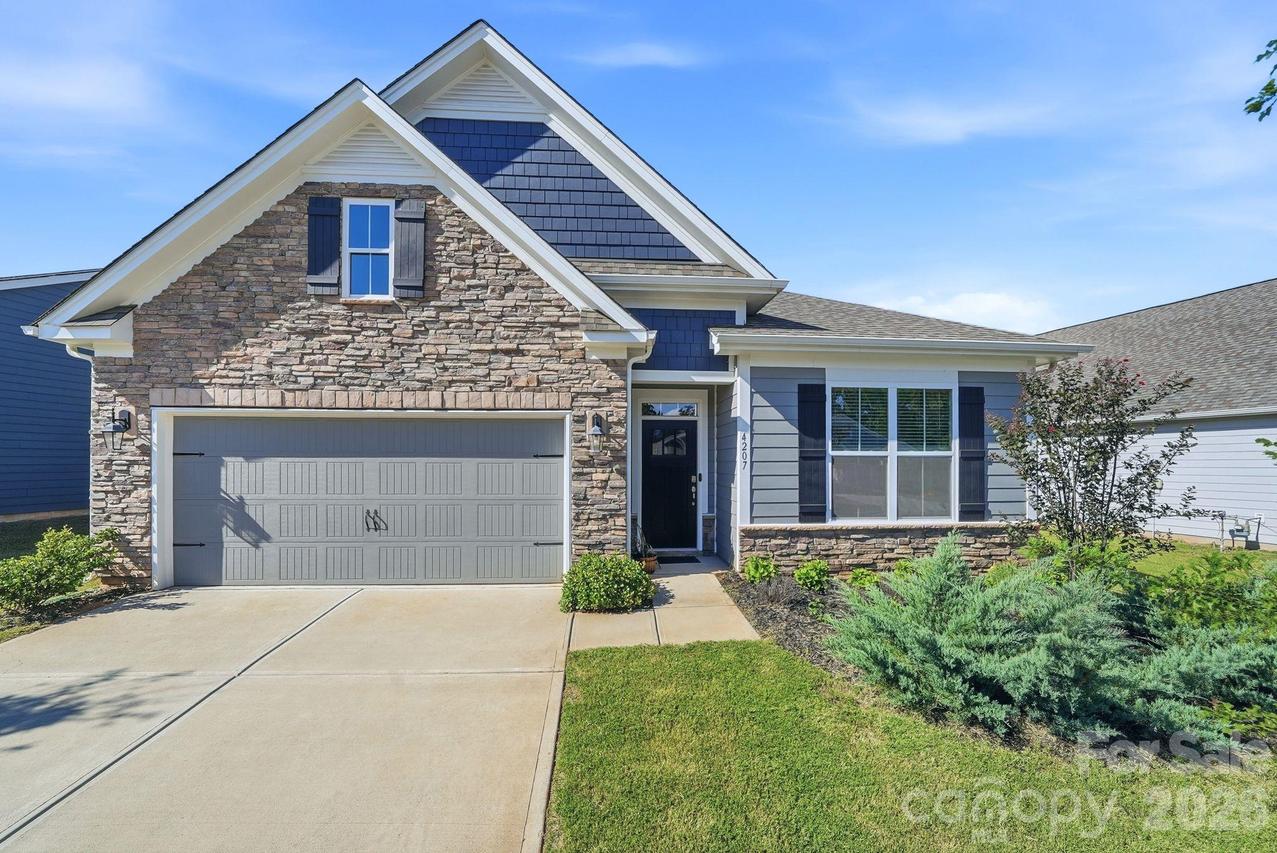4207 Millstream Rd., Denver, NC 28037