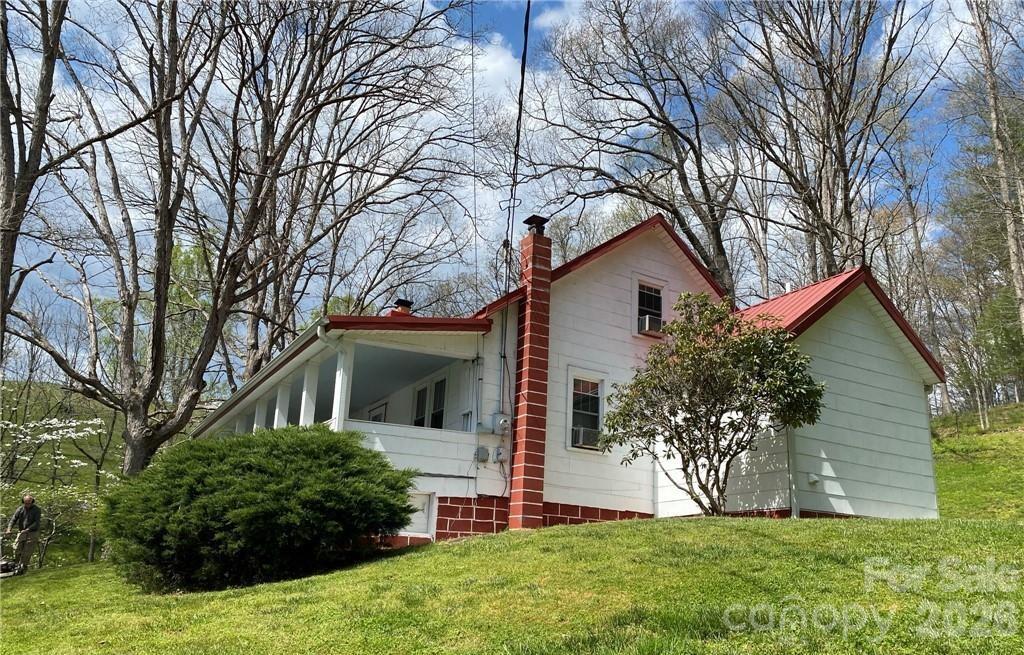 000 Main Rd., Marshall, NC 28753