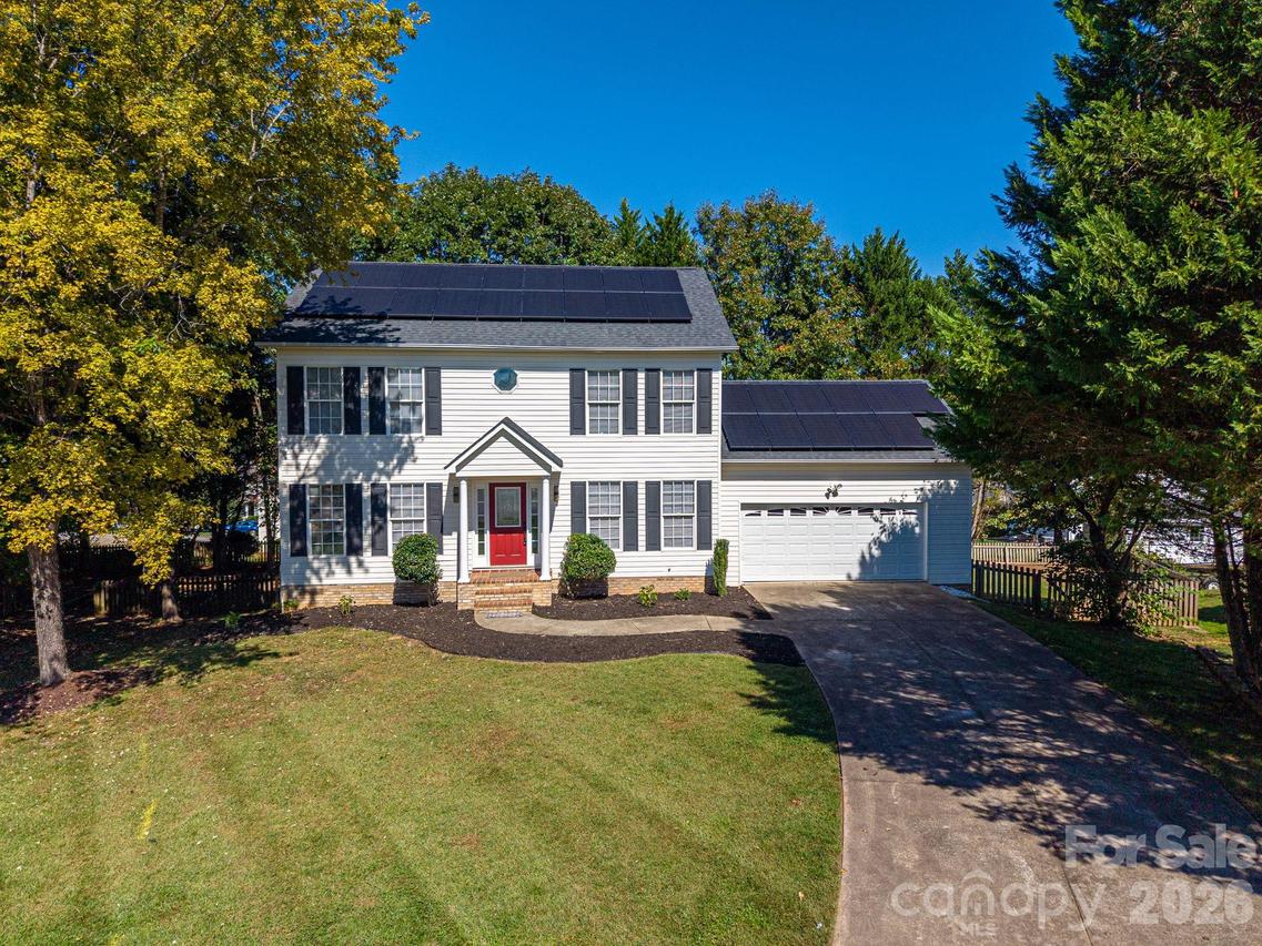 2730 24th Street Ct., Hickory, NC 28601