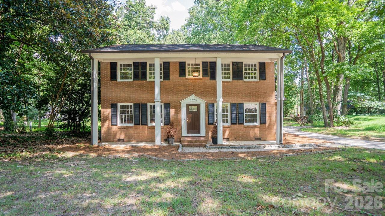 7823 Elwood Dr., Charlotte, NC 28227