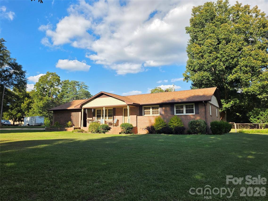 4106 Dallas High Shoals Hwy., Dallas, NC 28034