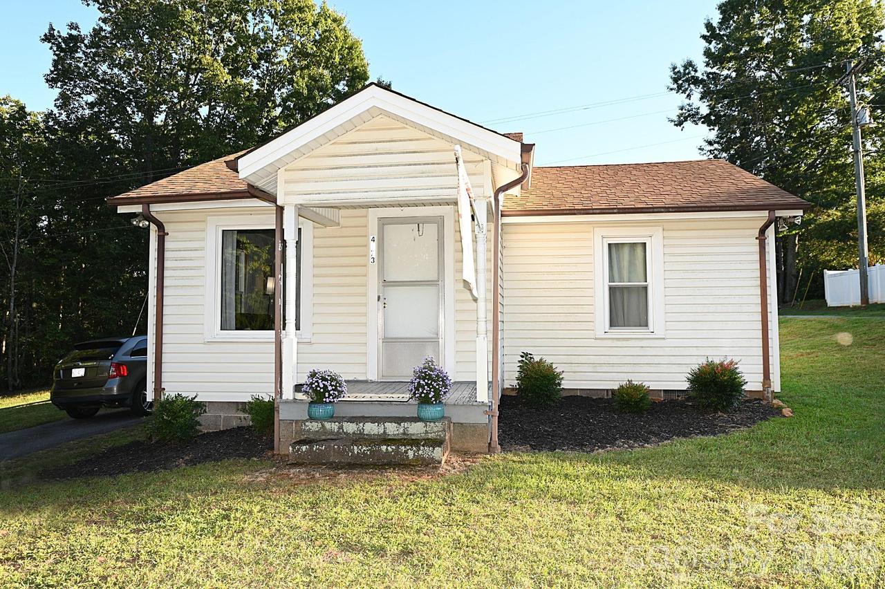 4173 S Fork Ave., Hickory, NC 28602