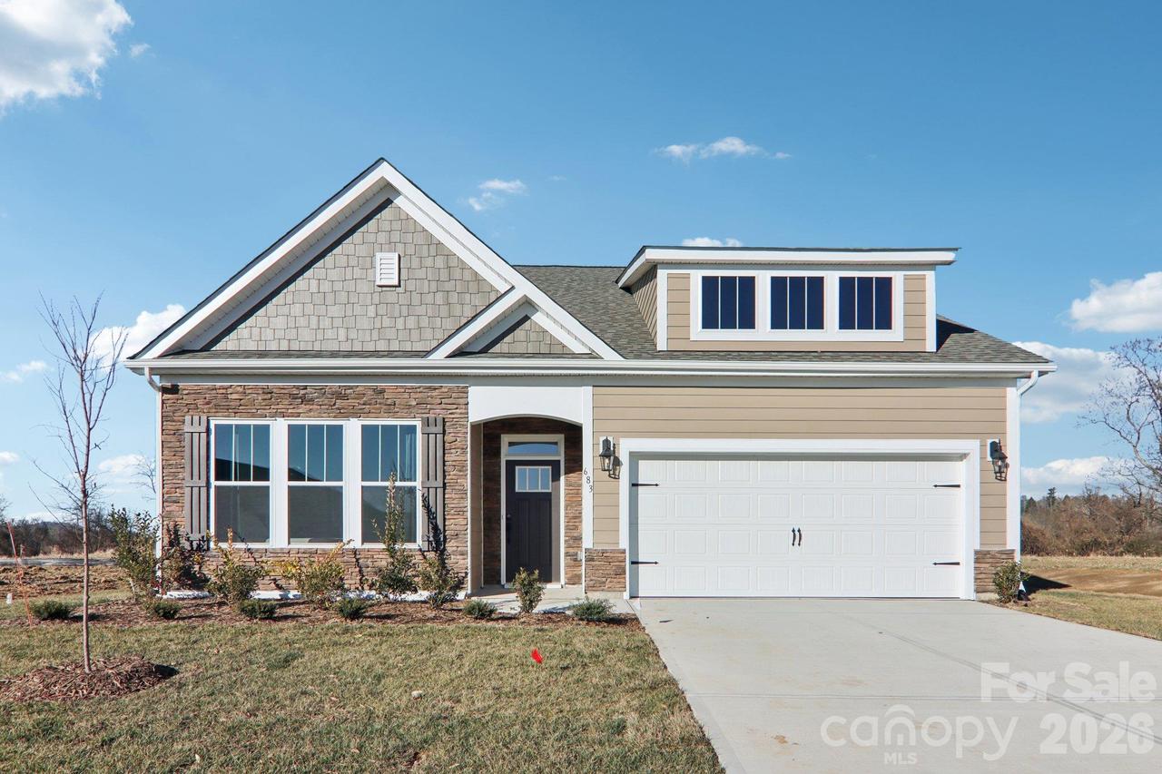 476 River Bottom Rd., Fletcher, NC 28732