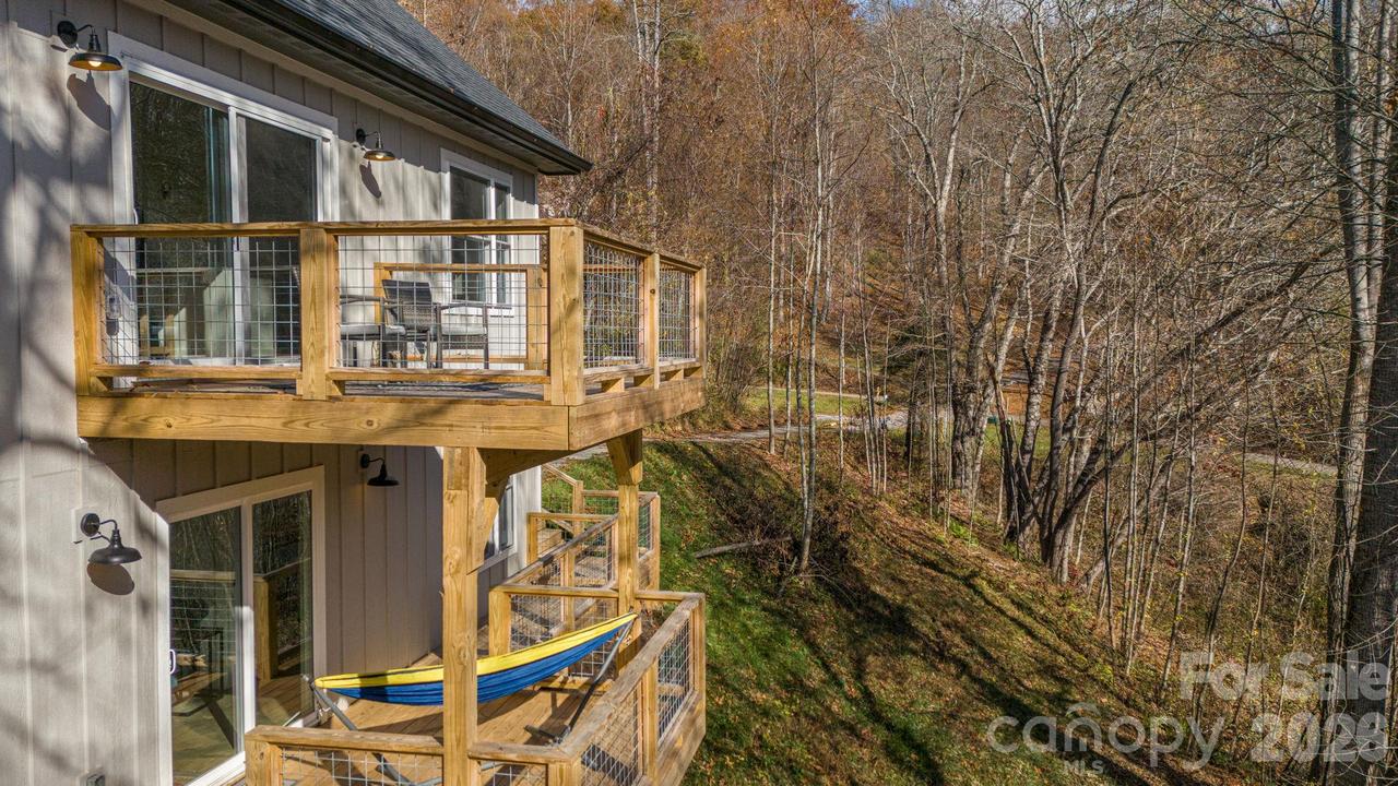 231 Porters Ridge, Canton, NC 28716