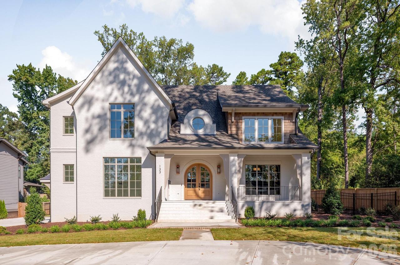 133 Wonderwood Dr., Charlotte, NC 28211