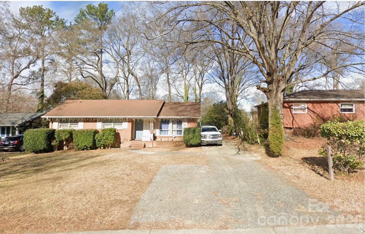 3819 Farmview Rd., Charlotte, NC 28205