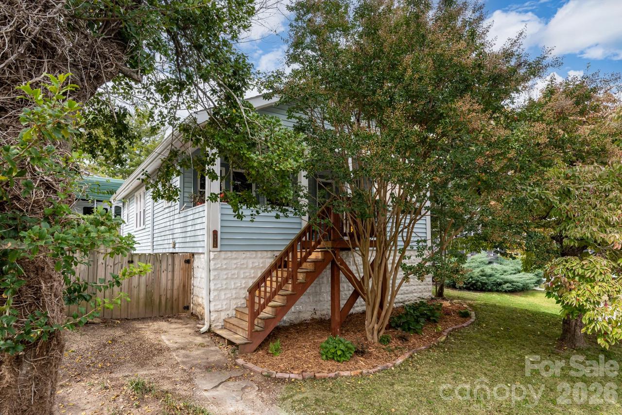 45 Olive St., Asheville, NC 28801