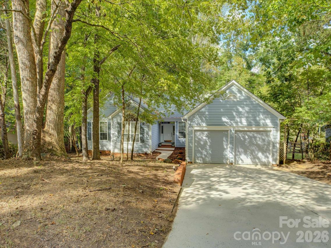 9207 Rainbow Forest Dr., Charlotte, NC 28277