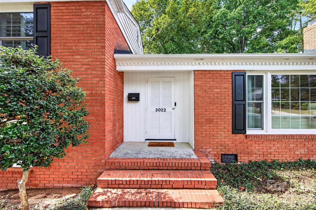 3022 Finley Pl., Charlotte, NC 28210