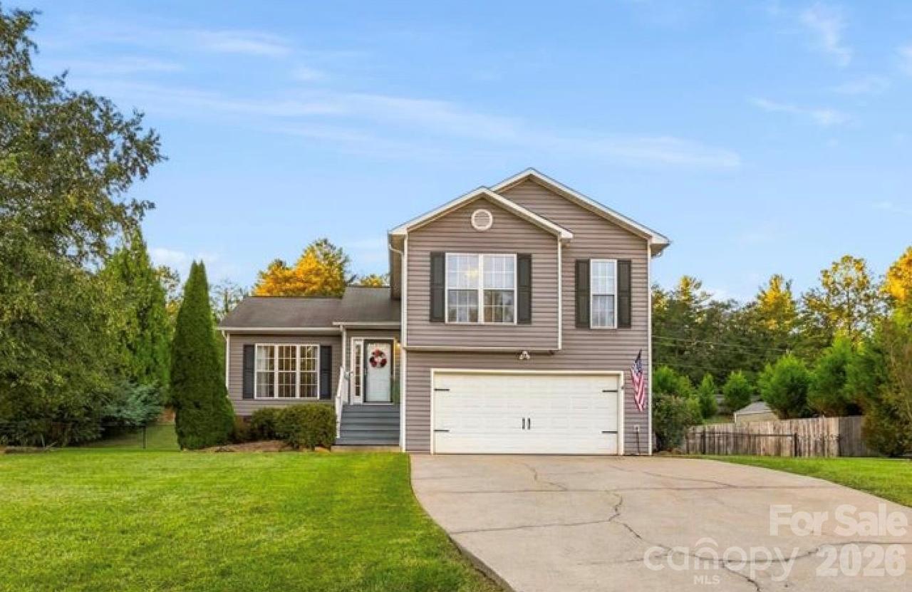 106 S River Glen Dr., Morganton, NC 28655