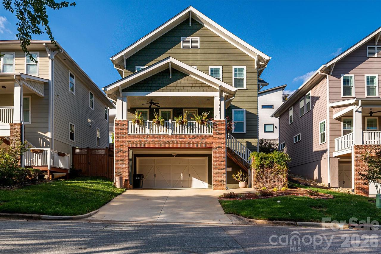 1927 Hamorton Pl., Charlotte, NC 28205