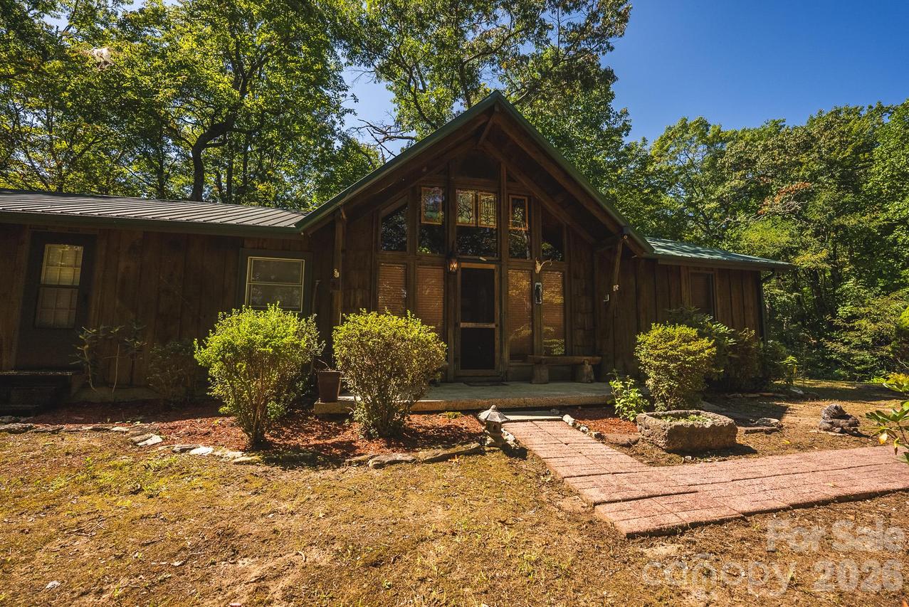 401 Shady Dr., Collettsville, NC 28611