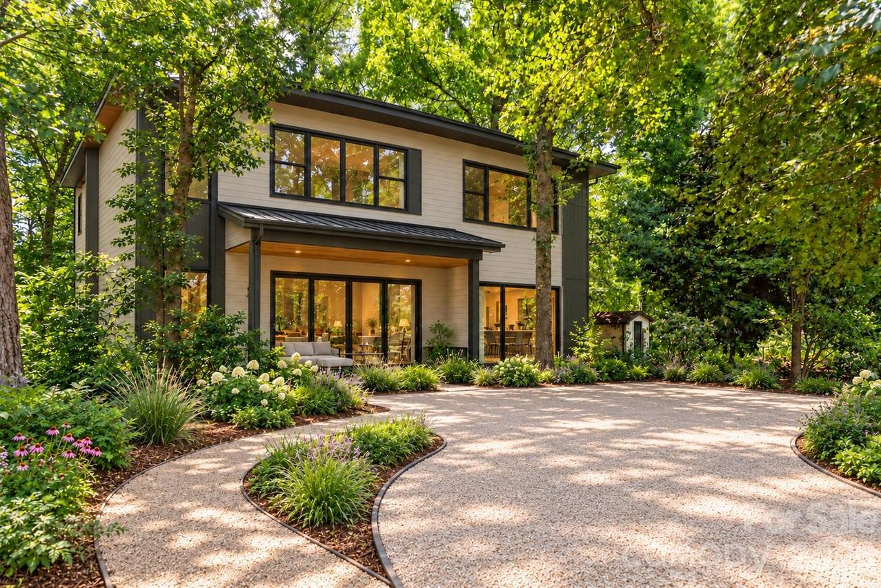 30, 32, 34 Harnett St., Asheville, NC 28806