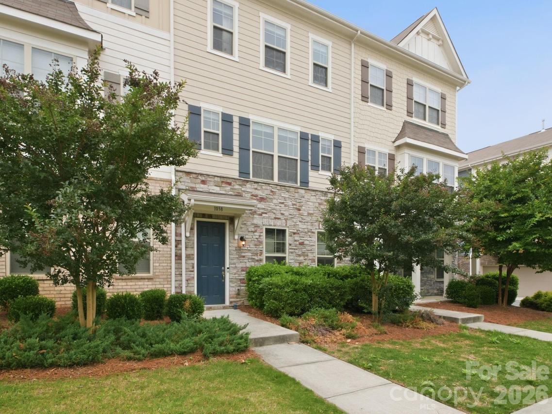 1038 Doveridge St., Charlotte, NC 28273