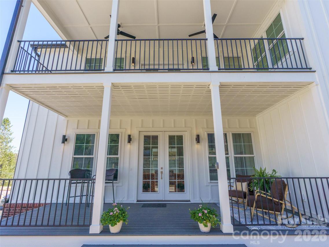 21 Skyvue Ct. #G, Saluda, NC 28773