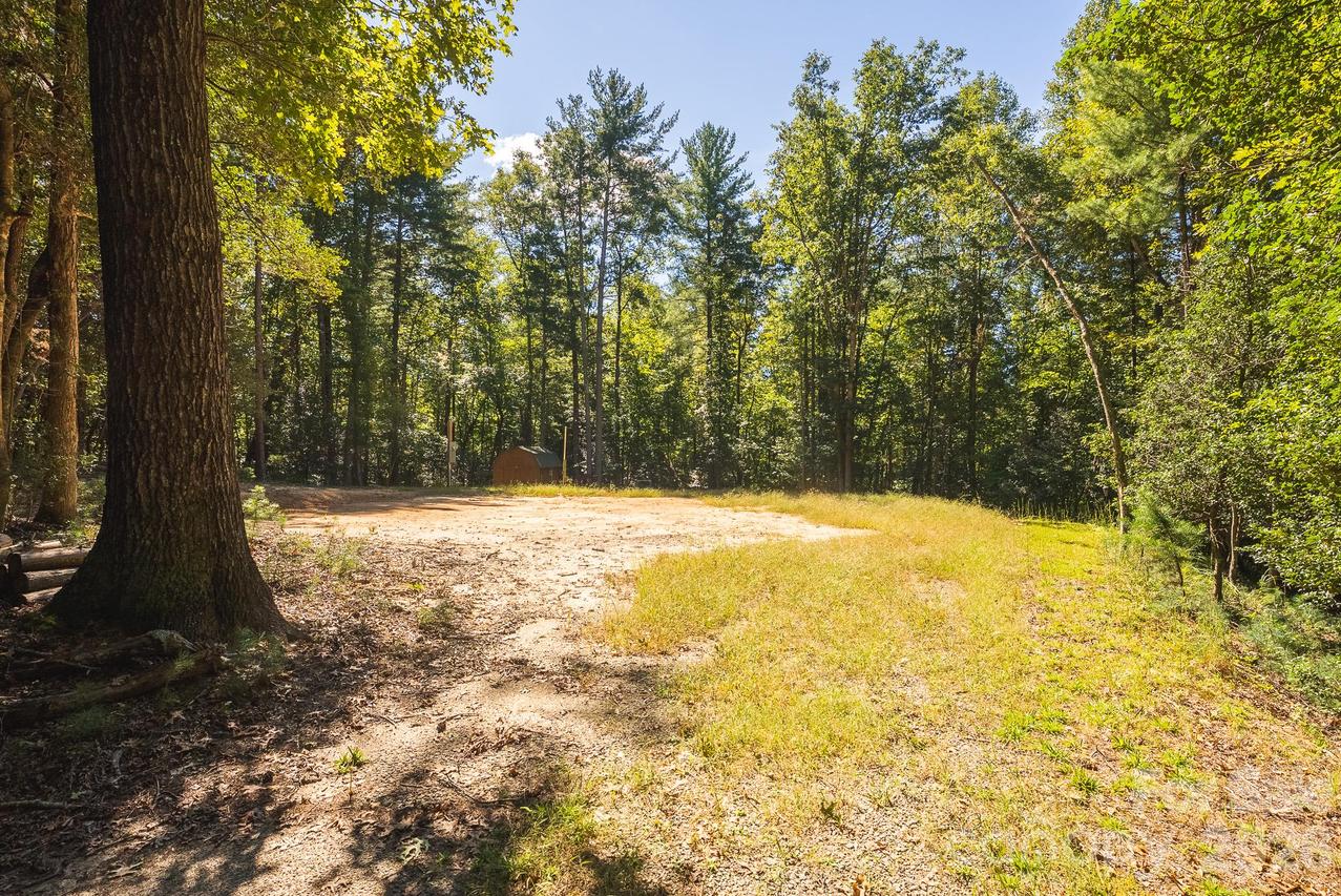 394 Rainbow Trout Dr., Hays, NC 28635