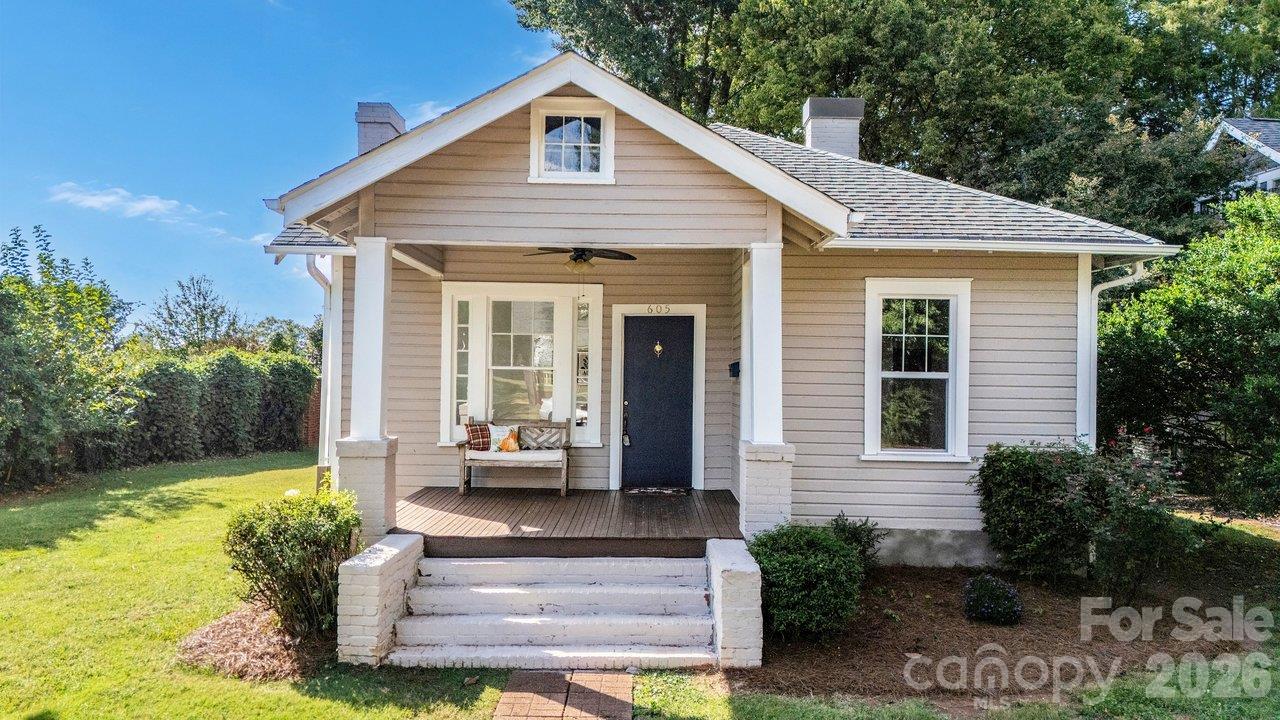605 Oakland Ave., Charlotte, NC 28204