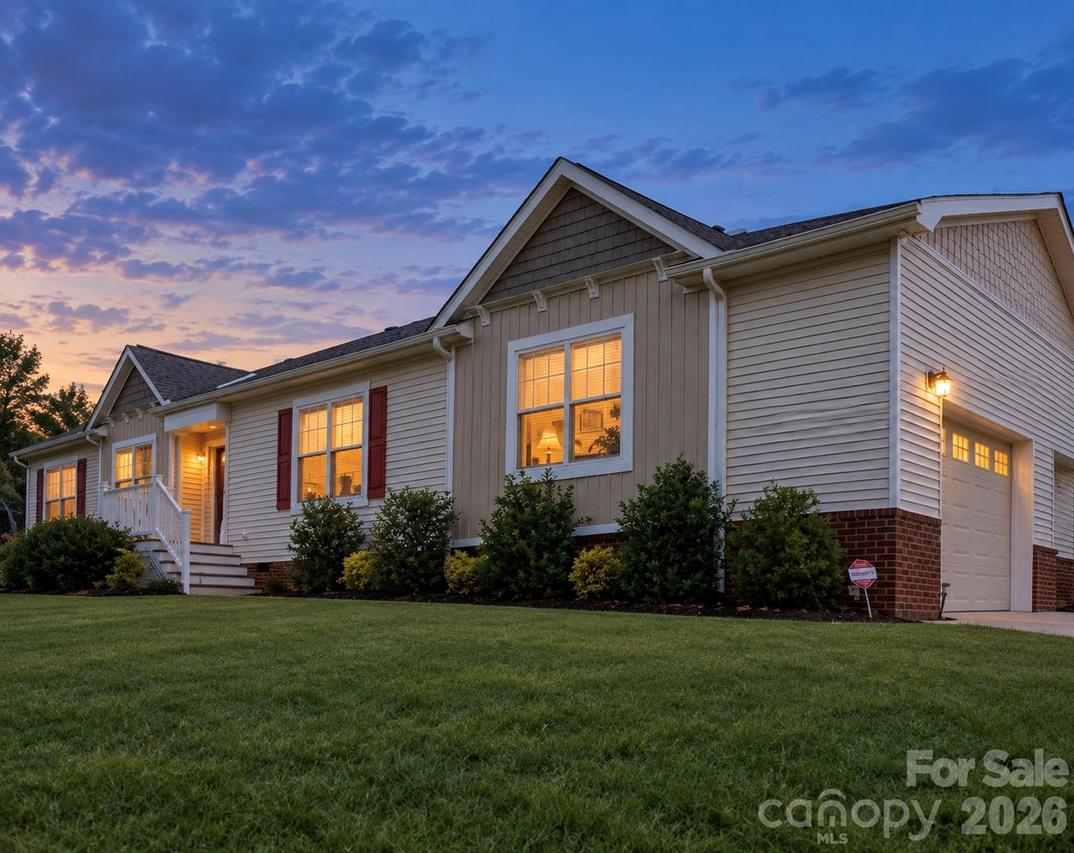 224 Pete Luther Rd., Candler, NC 28715