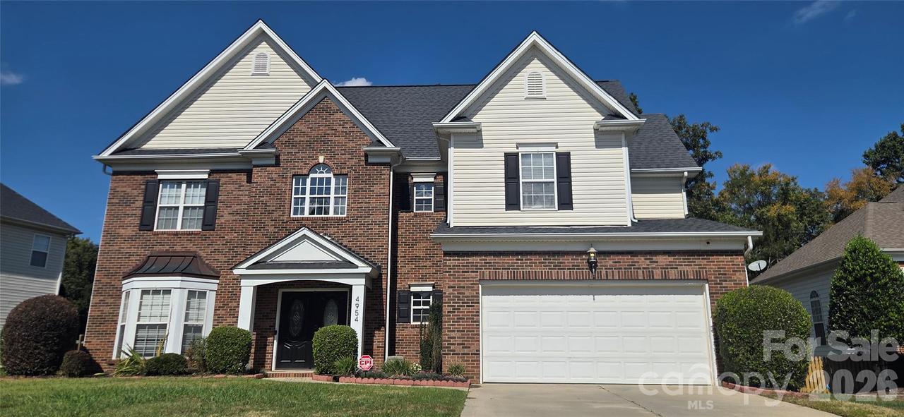 4954 Riverview Dr., Harrisburg, NC 28075