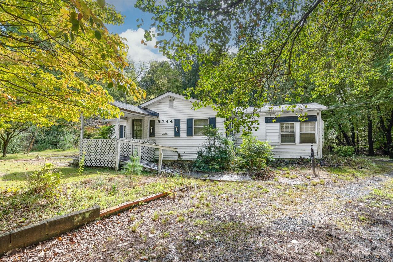9744 Truelight Church Rd., Mint Hill, NC 28227